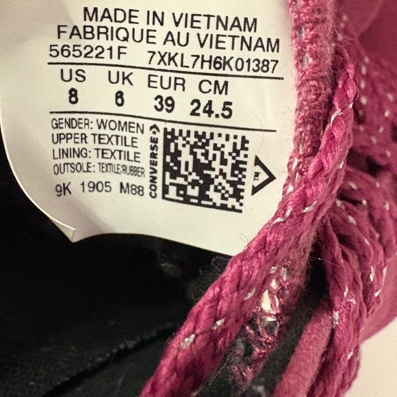 Converse Women's Low-Top Chuck Taylor Sneakers Berry Sparkle Laces Size 8 - Picture 10 of 10